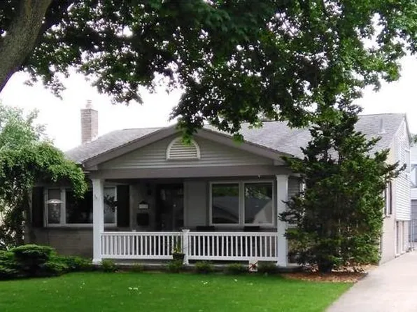 815 Dreon Dr, Clawson, MI 48017