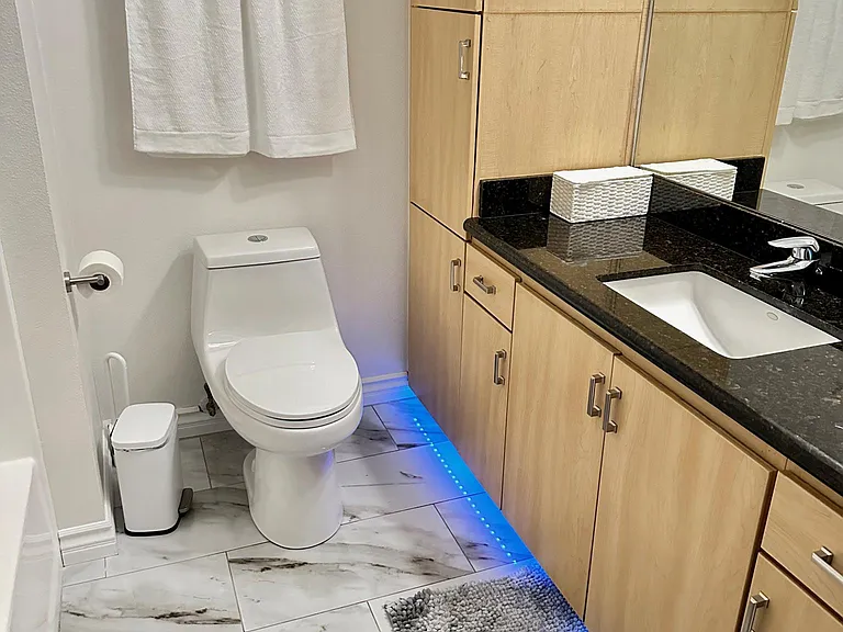 101 Market St #401 — Photo 9