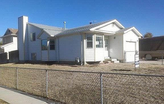 5th image of 8074 W Whitman Dr