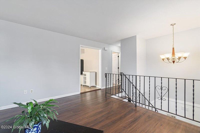 4th image of 54 Tremont Street