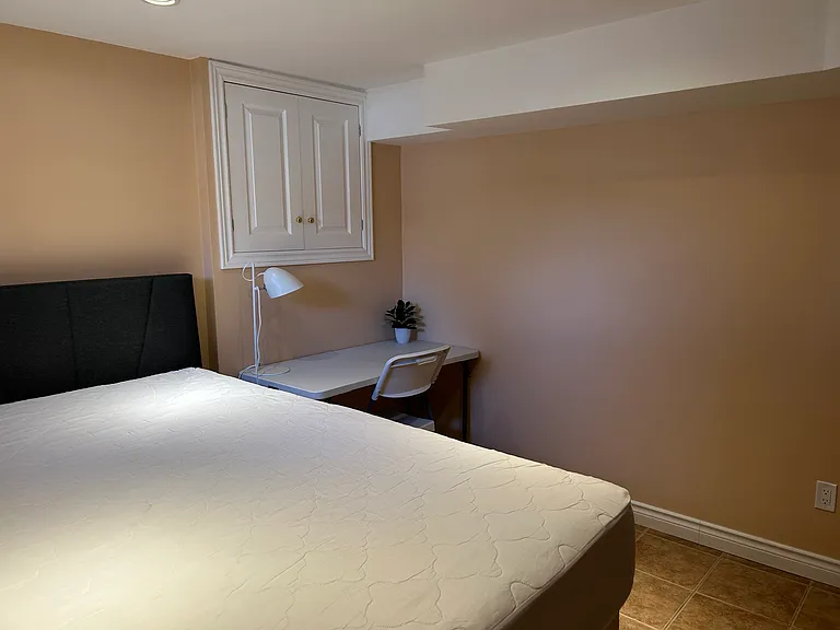 Adele Ave — Photo 7