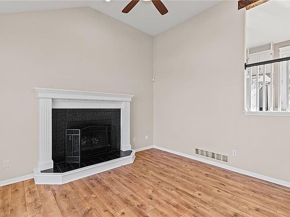 5th image of 7205 N Hickory St
