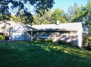 3113 Cortland Dr, Vestal, NY 13850