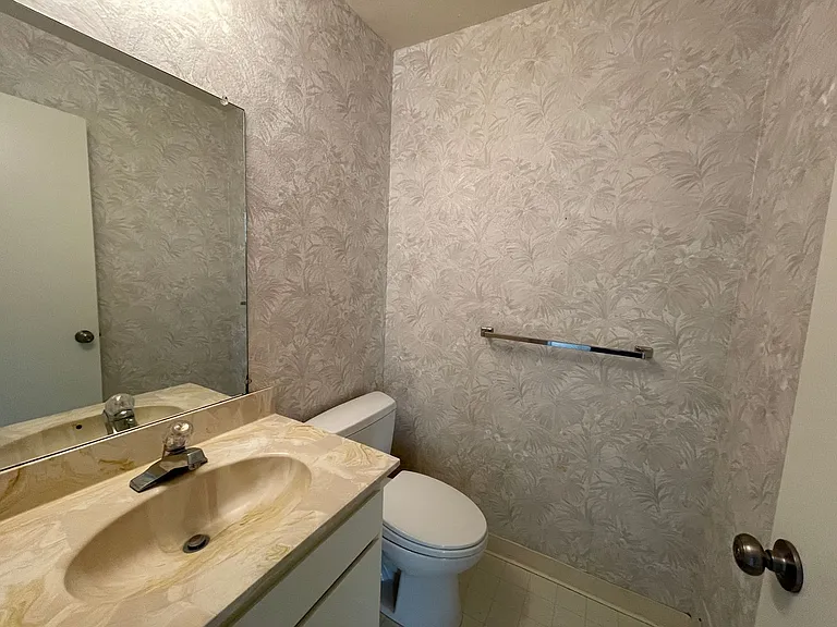 3443 Homestead Rd — Photo 4