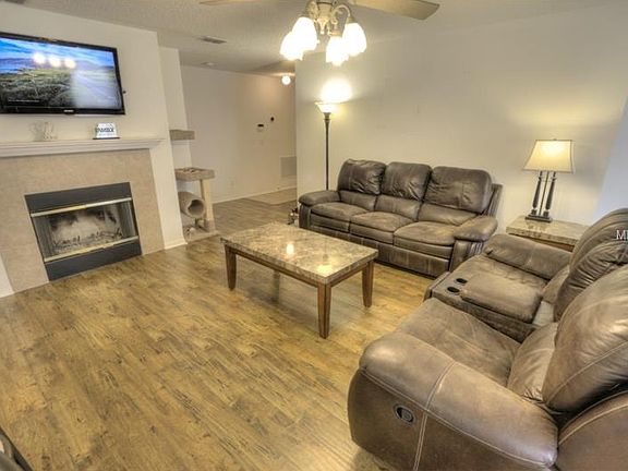3rd image of 808 Bristol Forest Way
