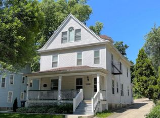 132 Lathrop St APT 1, Madison, WI 53726