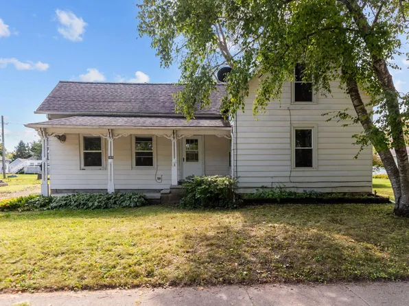 308 E Beacon Ave, New London, WI 54961