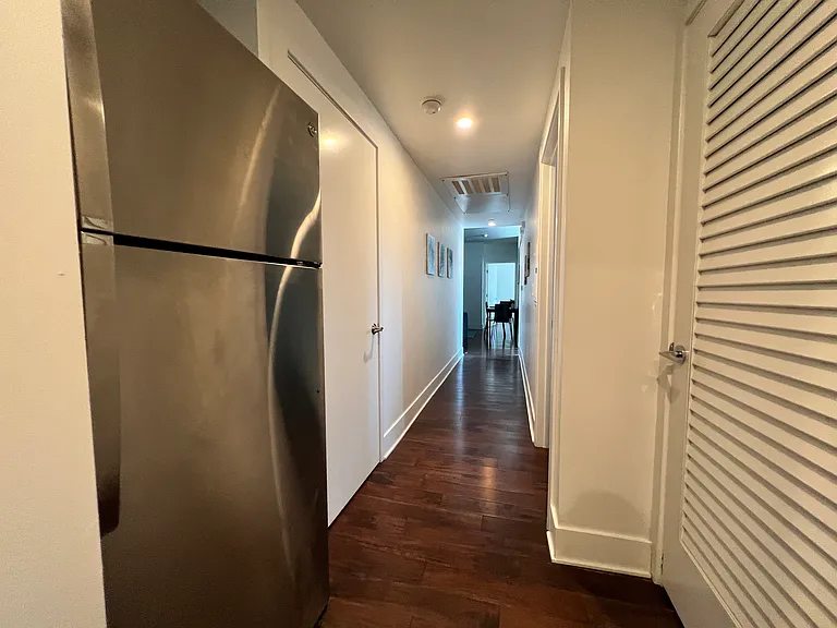 1735 N La Brea Ave #404 — Photo 17