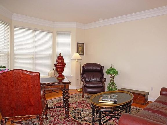 3rd image of 31286 Lakeview Blvd