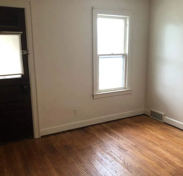 8544 Cloverlawn Ave — Photo 7