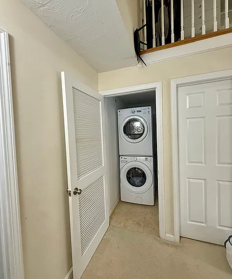 33 John Hancock Dr — Photo 22