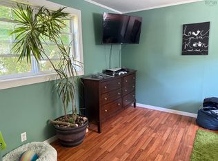 45 Scotia St, Bridgewater, NS B4V 1E6