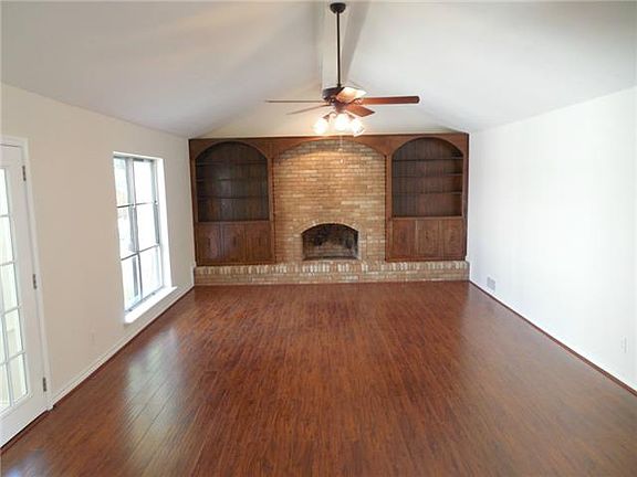 3rd image of 1518 Dakota Dr
