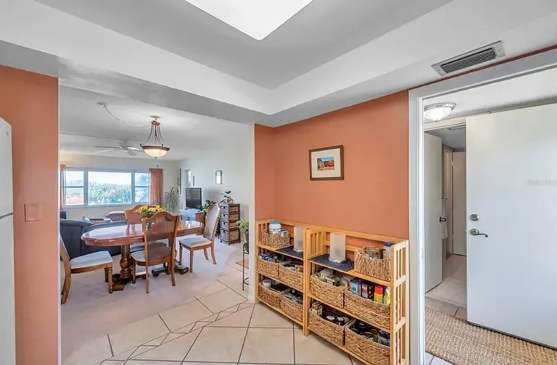 1 bed, 850 sqft, $2,500 — Photo 4