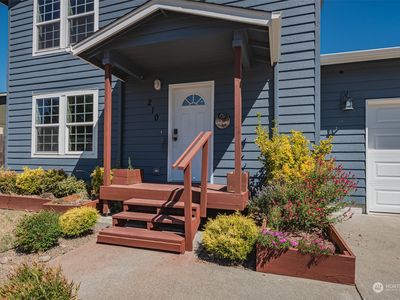 210 Michner Street, Castle Rock, WA, 98611