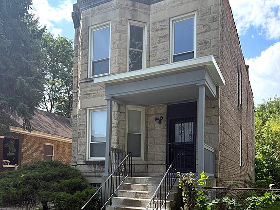 2nd image of 6946 S May St