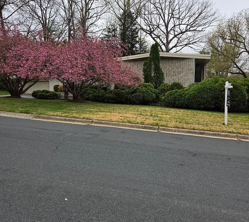 1st image of 7146 River Rd