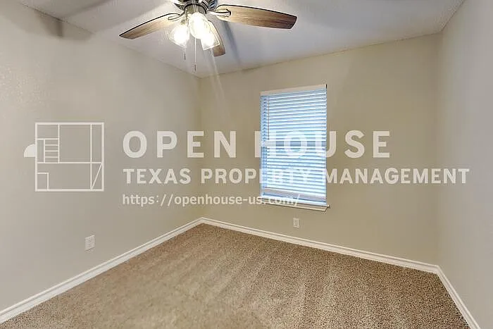 5900 Stone Meadow Ln — Photo 11