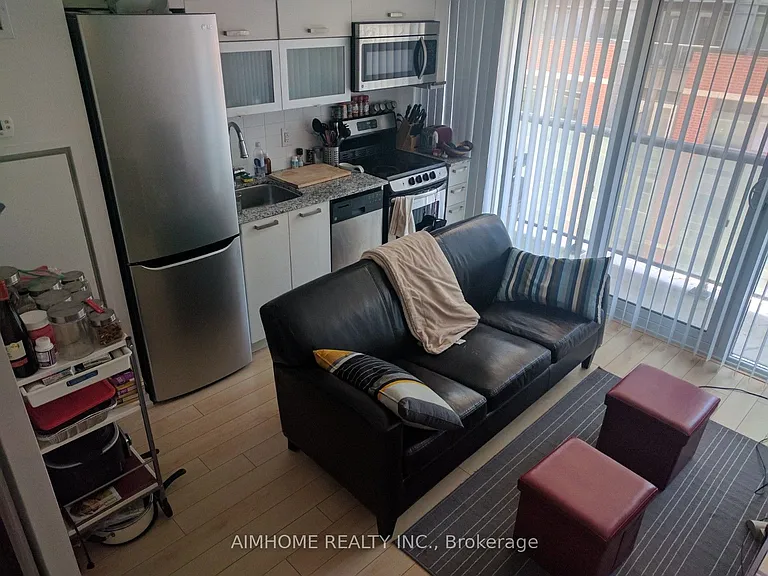36 Lisgar St #732 — Photo 5