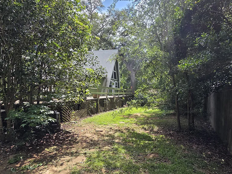 485 Forest Green Dr — Photo 19