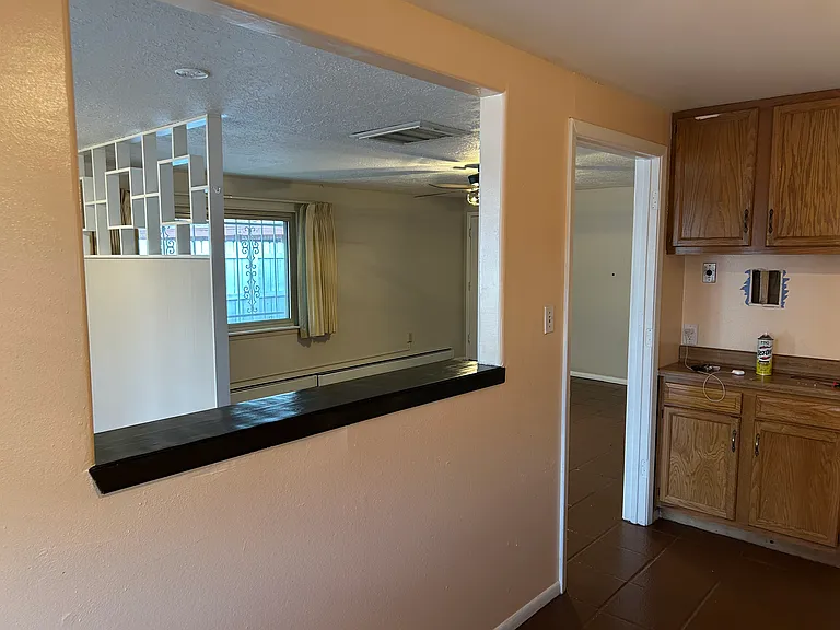 707 Calle Del Pajarito NW — Photo 10