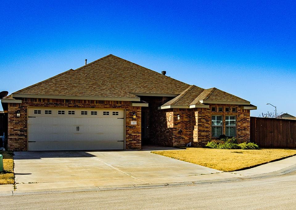 1st image of 11 Berkshire Cir