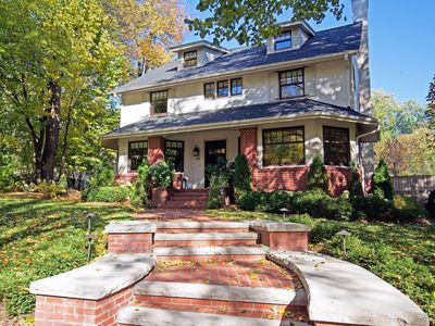 2125 Kenwood Pkwy, Minneapolis, MN, 55405