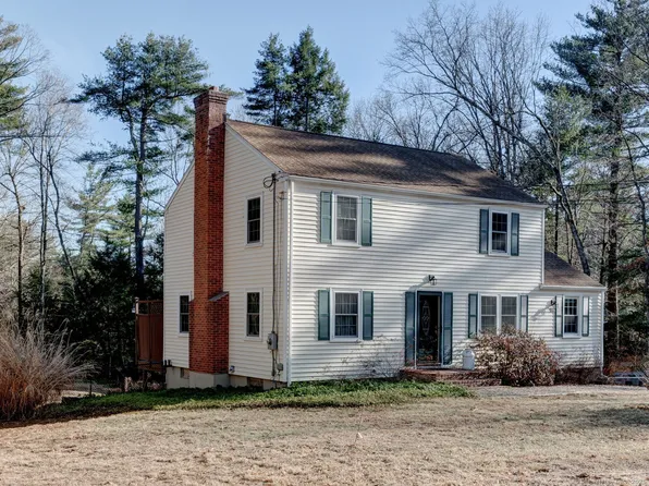 (undisclosed Address), Simsbury, CT 06092