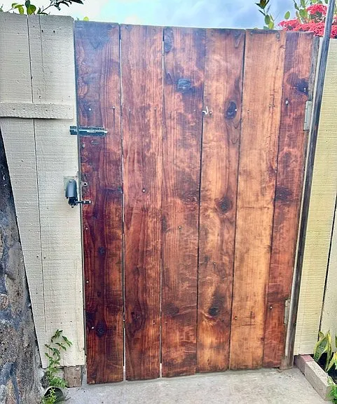 Completely private and separate entrance
