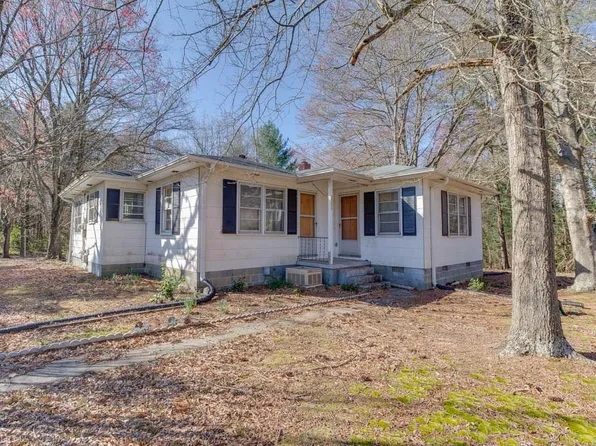 5066 Shattalon Dr, Winston Salem, NC 27106