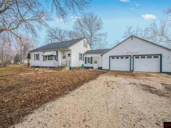 5 Elm Rd, Fairmont, MN 56031