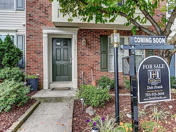 2nd image of 13661 Stratford Glen Pl
