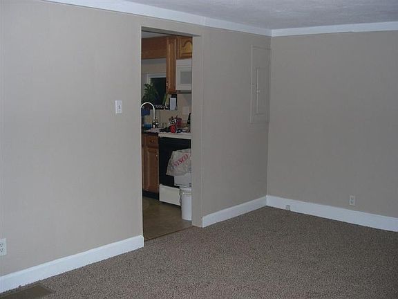 4th image of 368 Pasadena Dr