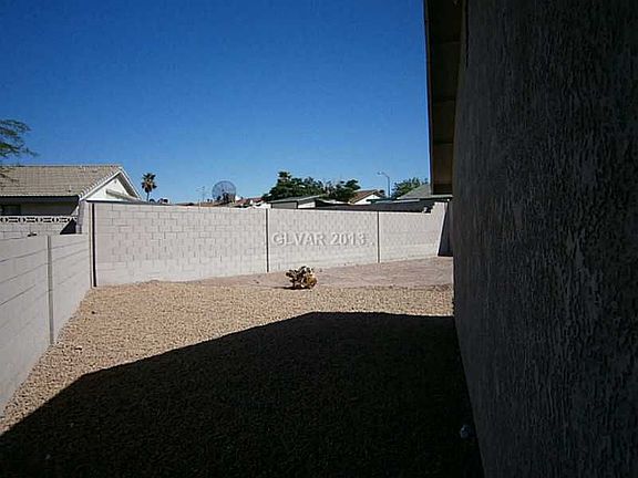 3rd image of 1004 Driftwood Ct
