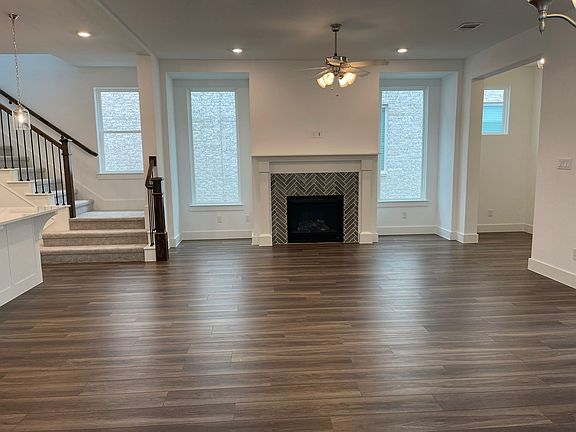 2nd image of 8209 Pine Valley Dr