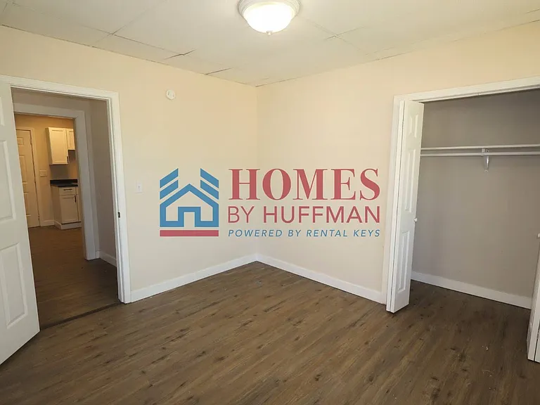 638 Jackson Ave — Photo 14