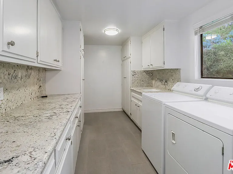 1030 Brooklawn Dr — Photo 20