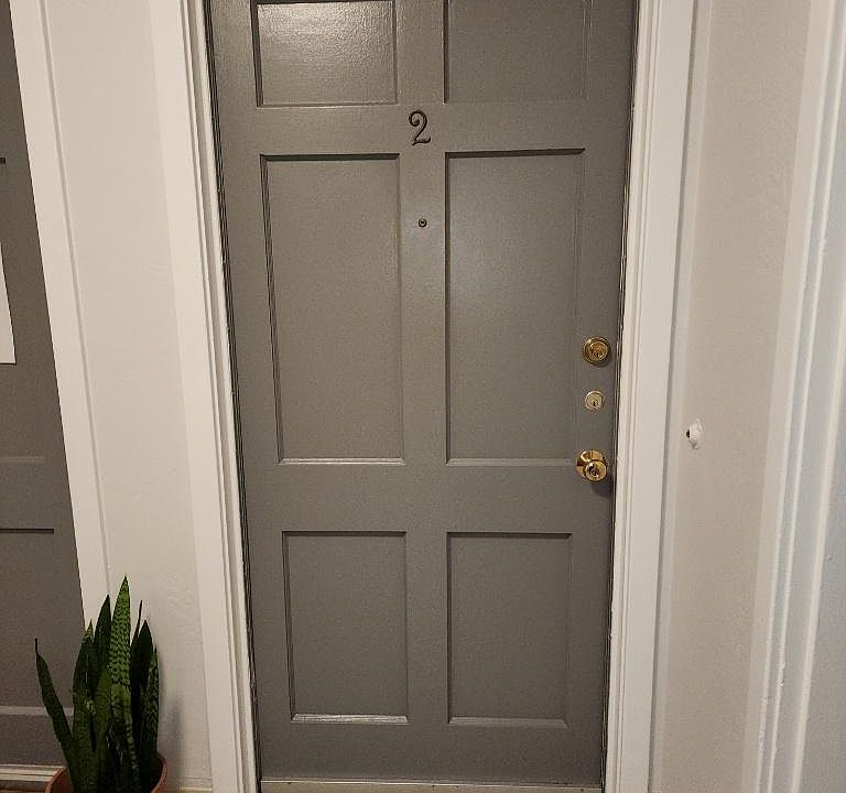 1st image of 217 Laurel Pl #2