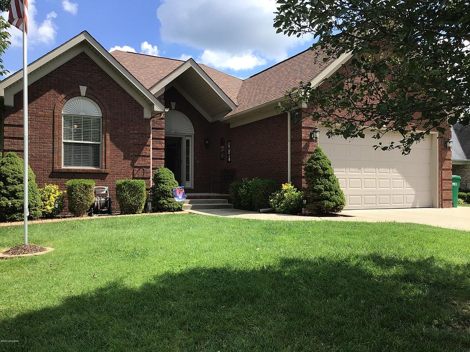 1st image of 280 N Westwood Dr
