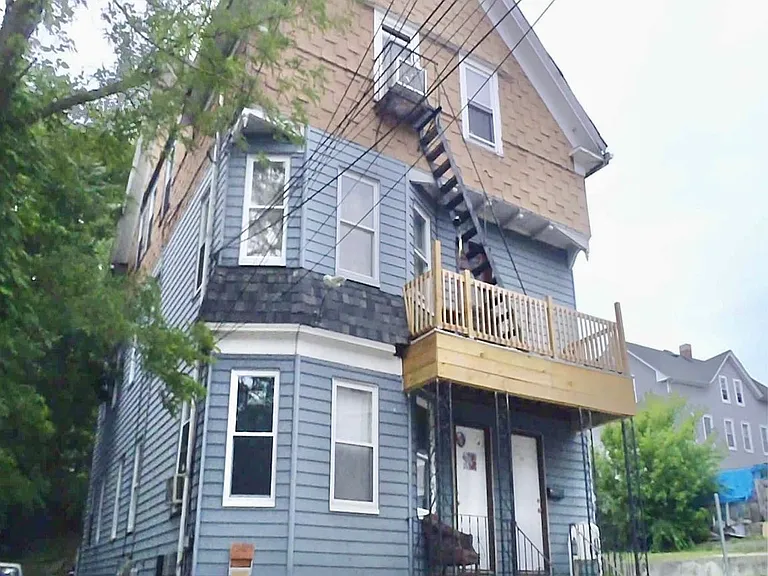 84 Harold Street — Photo 1
