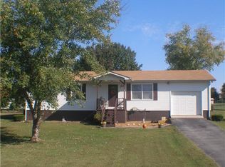 66 Briarwood Way, Estill Springs, TN 37330