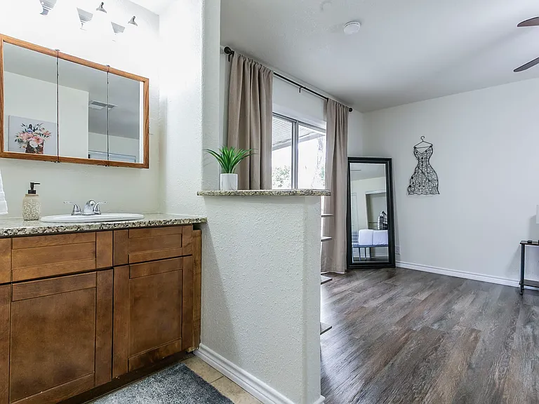 4103 Willow Green Dr — Photo 17