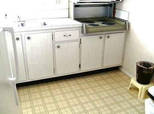 3rd image of 2620 Barkley Dr E APT F