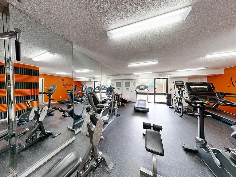 200 N Pickett St #207 — Photo 56