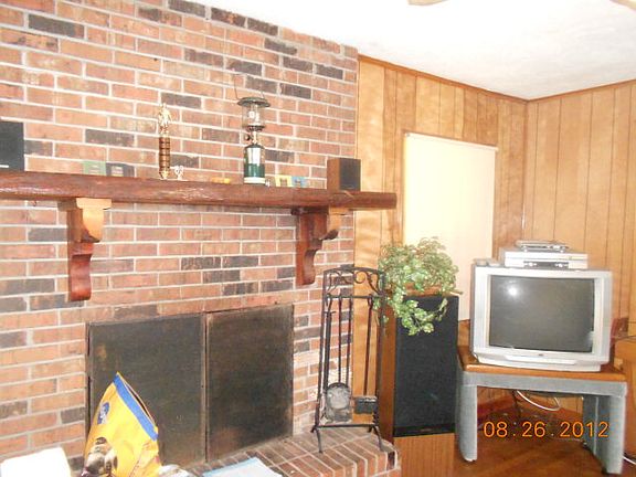 4th image of 103 North Dr