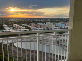 1745 Hallandale Beach Blvd #1901W, Hallandale Beach, FL 33009