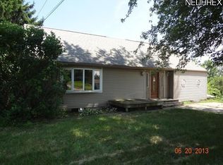 2444 Perry Dr SW, Canton, OH 44706