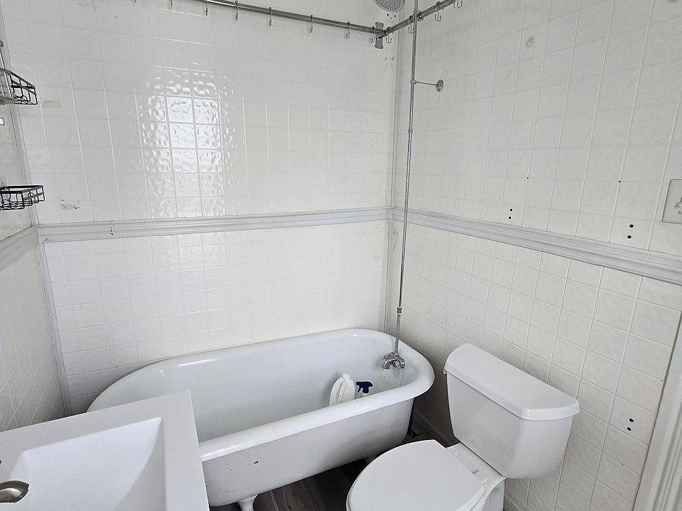 1st image of 45 Lincoln St APT 1