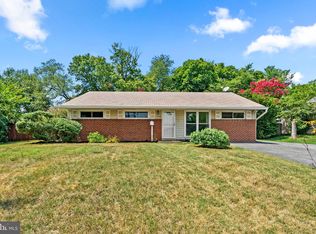 13600 Parkland Dr, Rockville, MD 20853