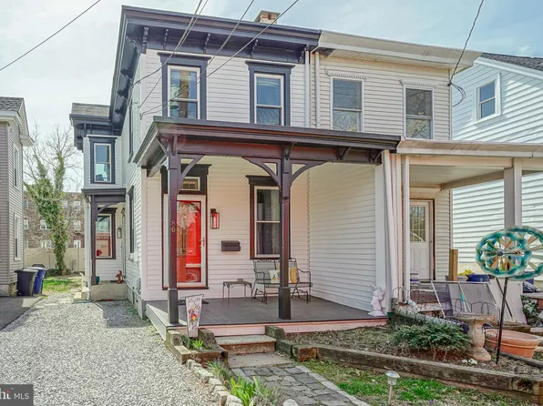 86 E 3rd St, Moorestown, NJ 08057